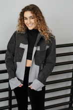 Load image into Gallery viewer, Unisex Black Color Blocked Denim Jacket
